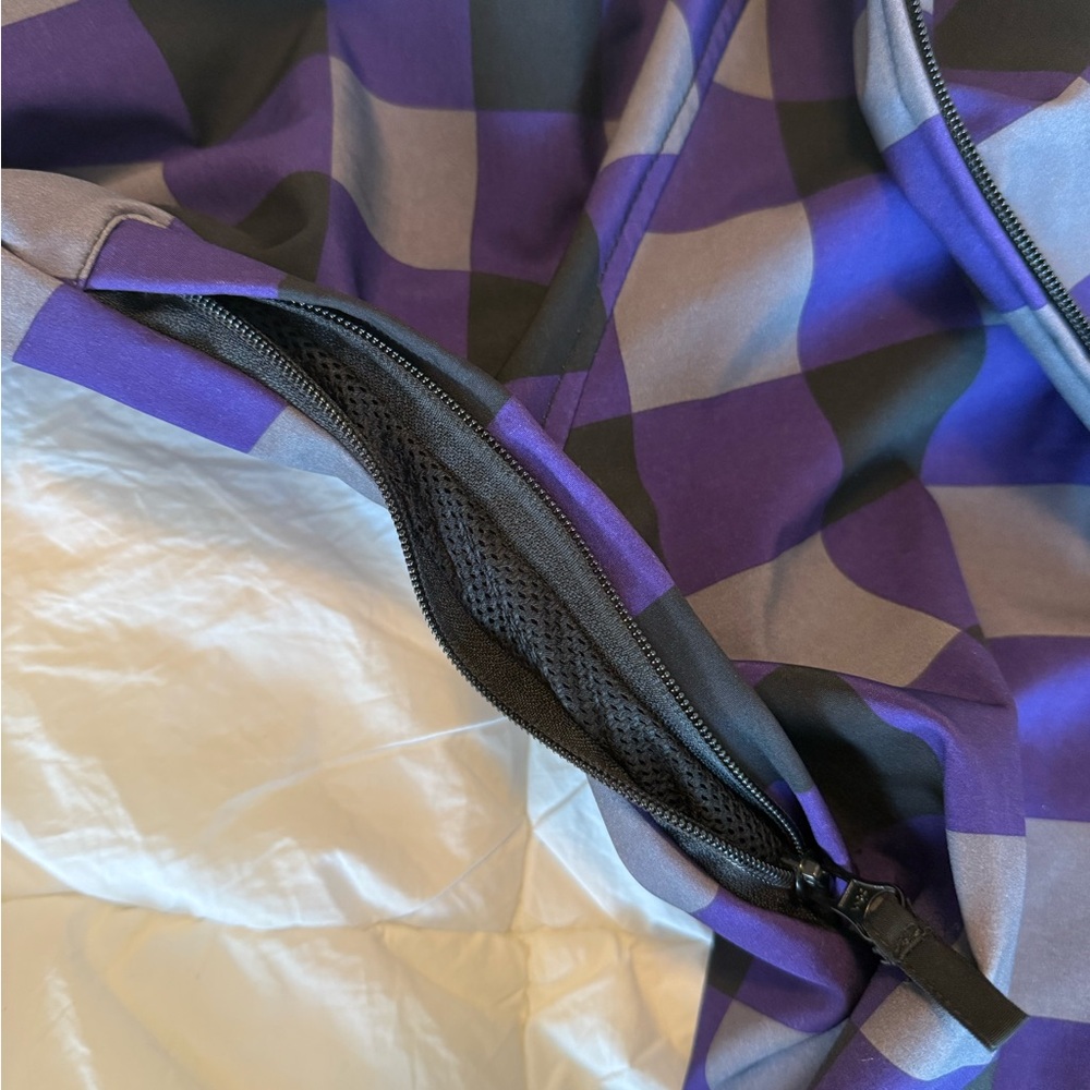 Neff Softshell Snowboarding Jacket - Picture 5 of 8